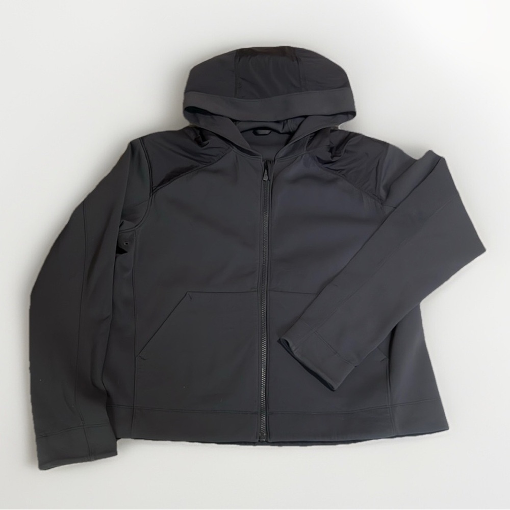 Lululemon Women's Short Jacket Stretch Grey sz 10 GUC